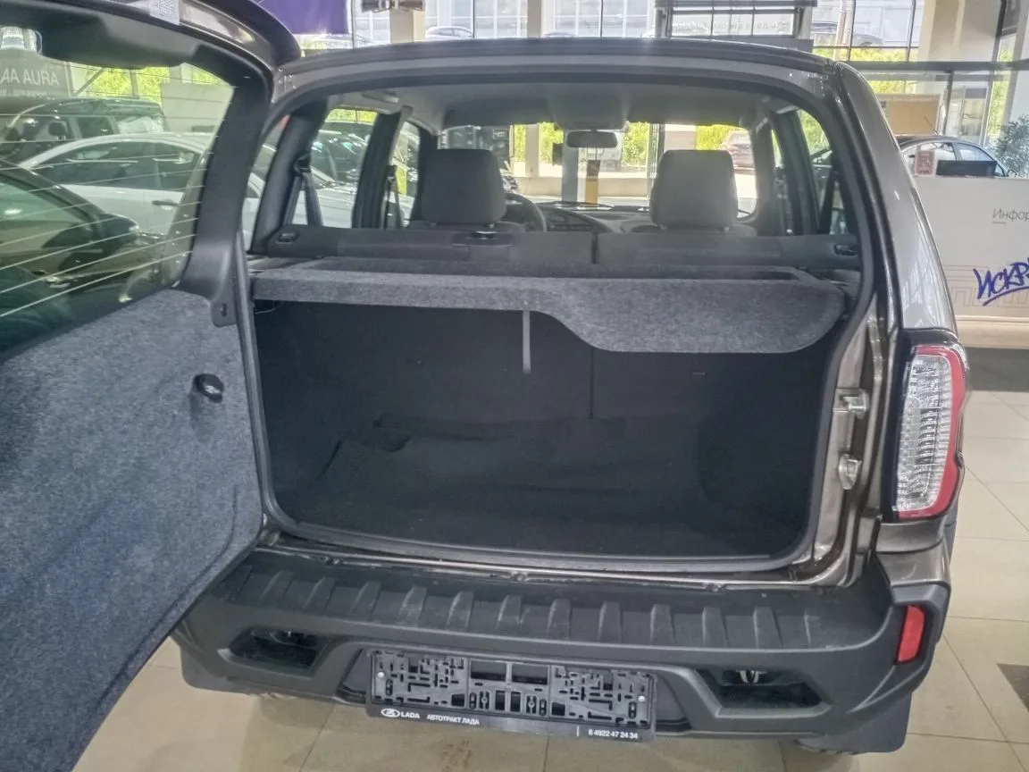 LADA NIVA TRAVEL 1.8 MT (90 л.с.) 4WD