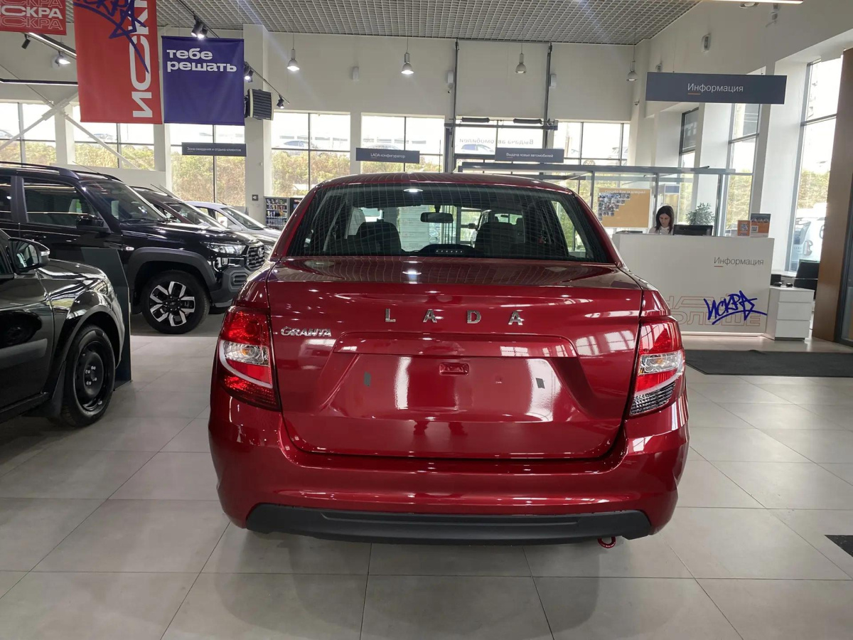 LADA GRANTA 1.6 MT (90 л.с.)