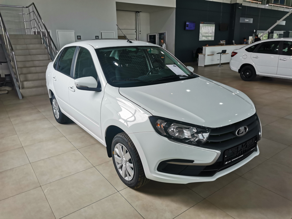 LADA GRANTA 1.6 MT (90 л.с.)