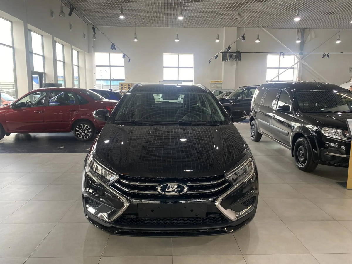 LADA VESTA SW 1.6 CVT (106 л.с.)
