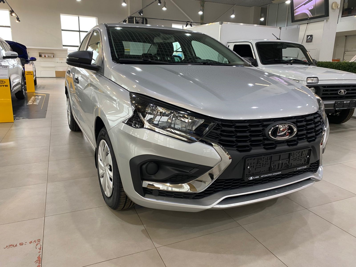 LADA ISKRA 1.6 МT (90 л.с.)