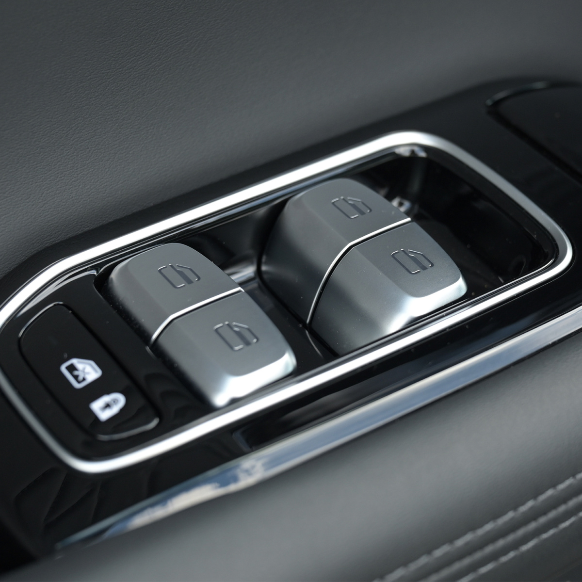 EXEED RX 2.0 AMT (197 л.с.) 4WD