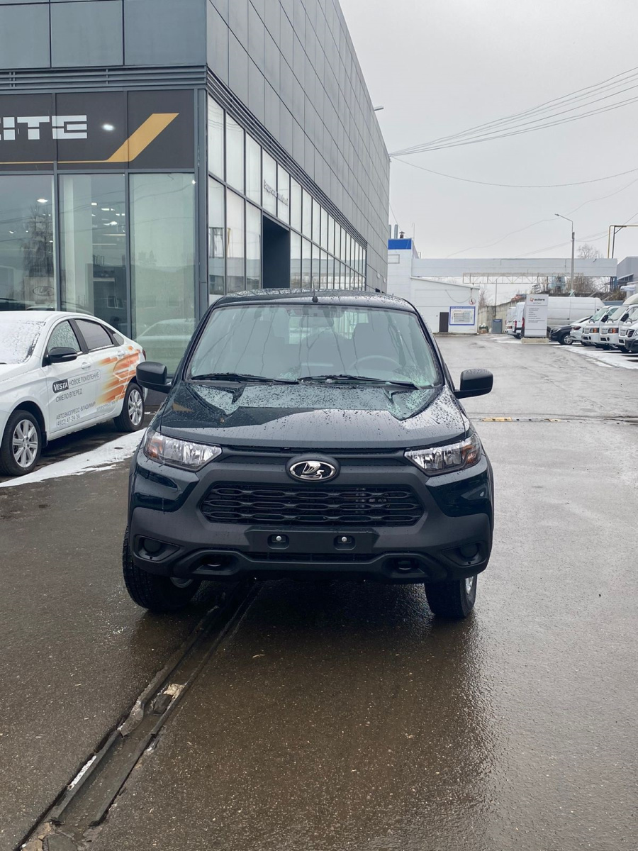 LADA NIVA 1.7 MT (83 л.с.) 4WD