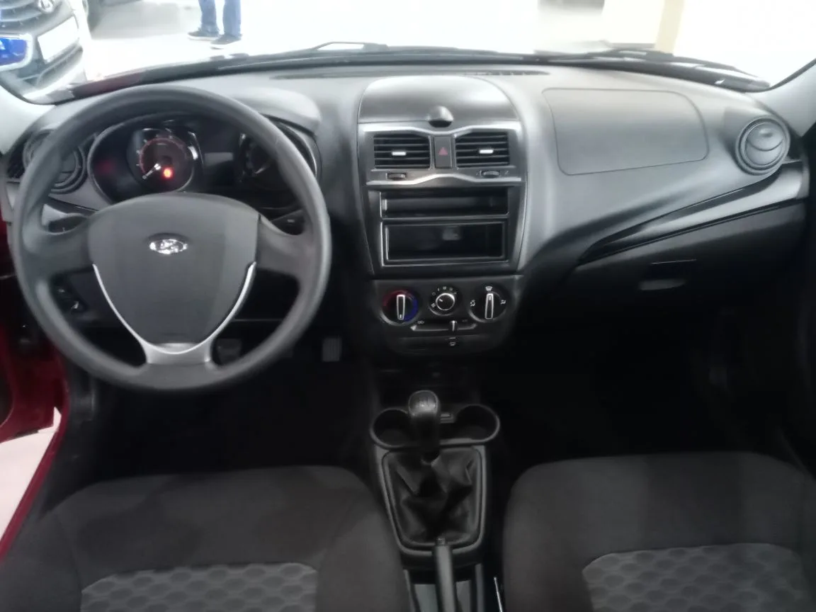 LADA GRANTA 1.6 MT (90 л.с.)