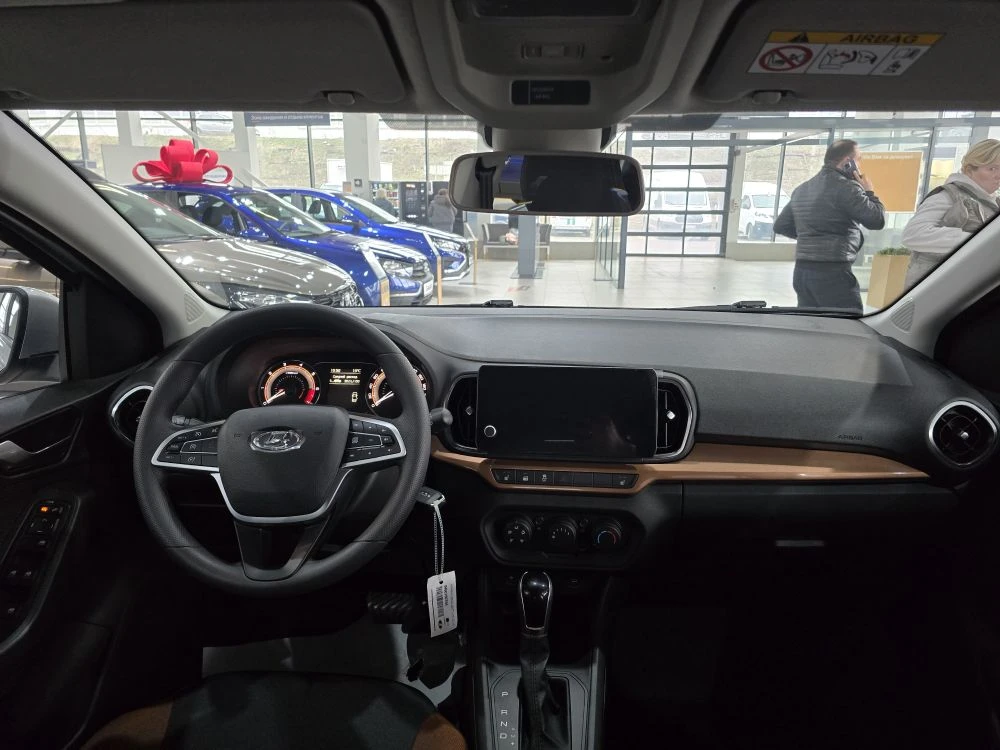 LADA ISKRA 1.6 CVT (106 л.с.)