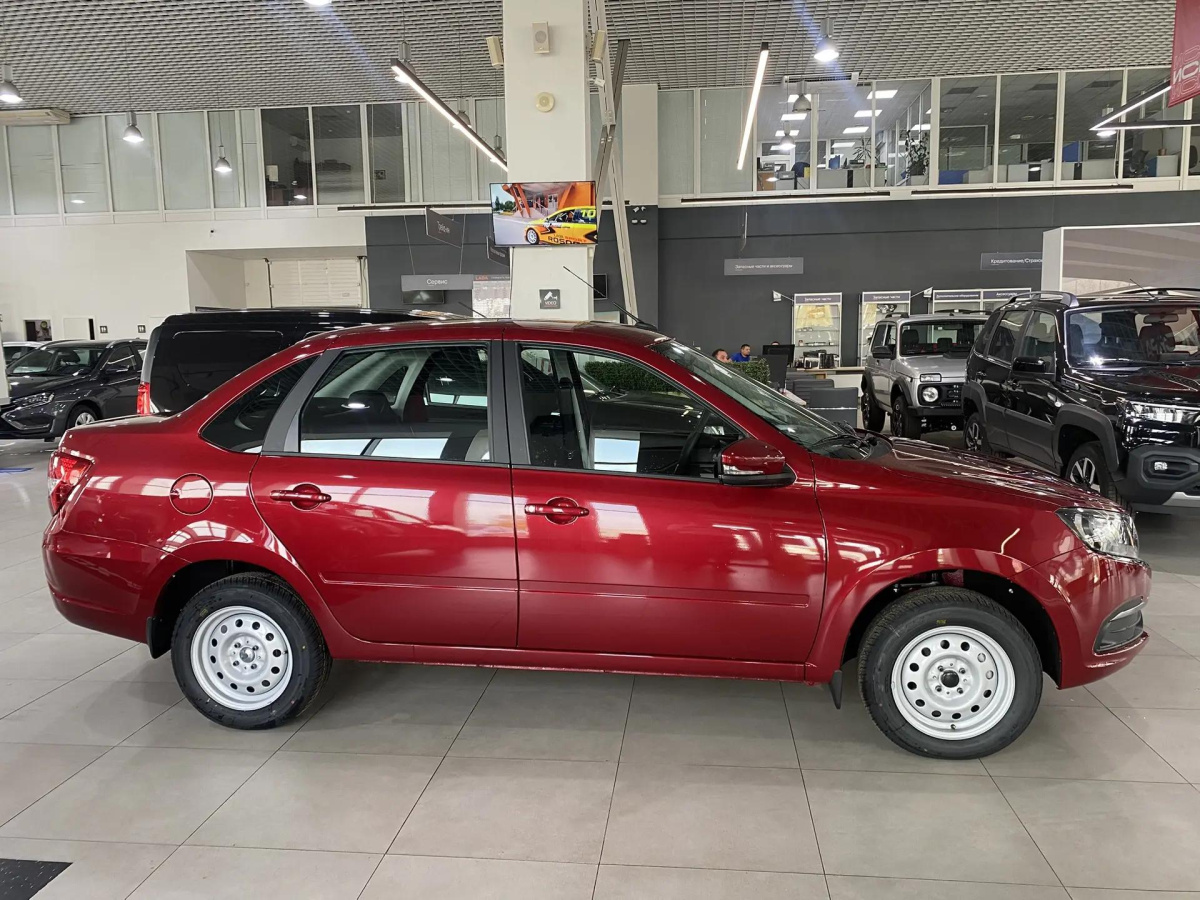 LADA GRANTA 1.6 MT (90 л.с.)