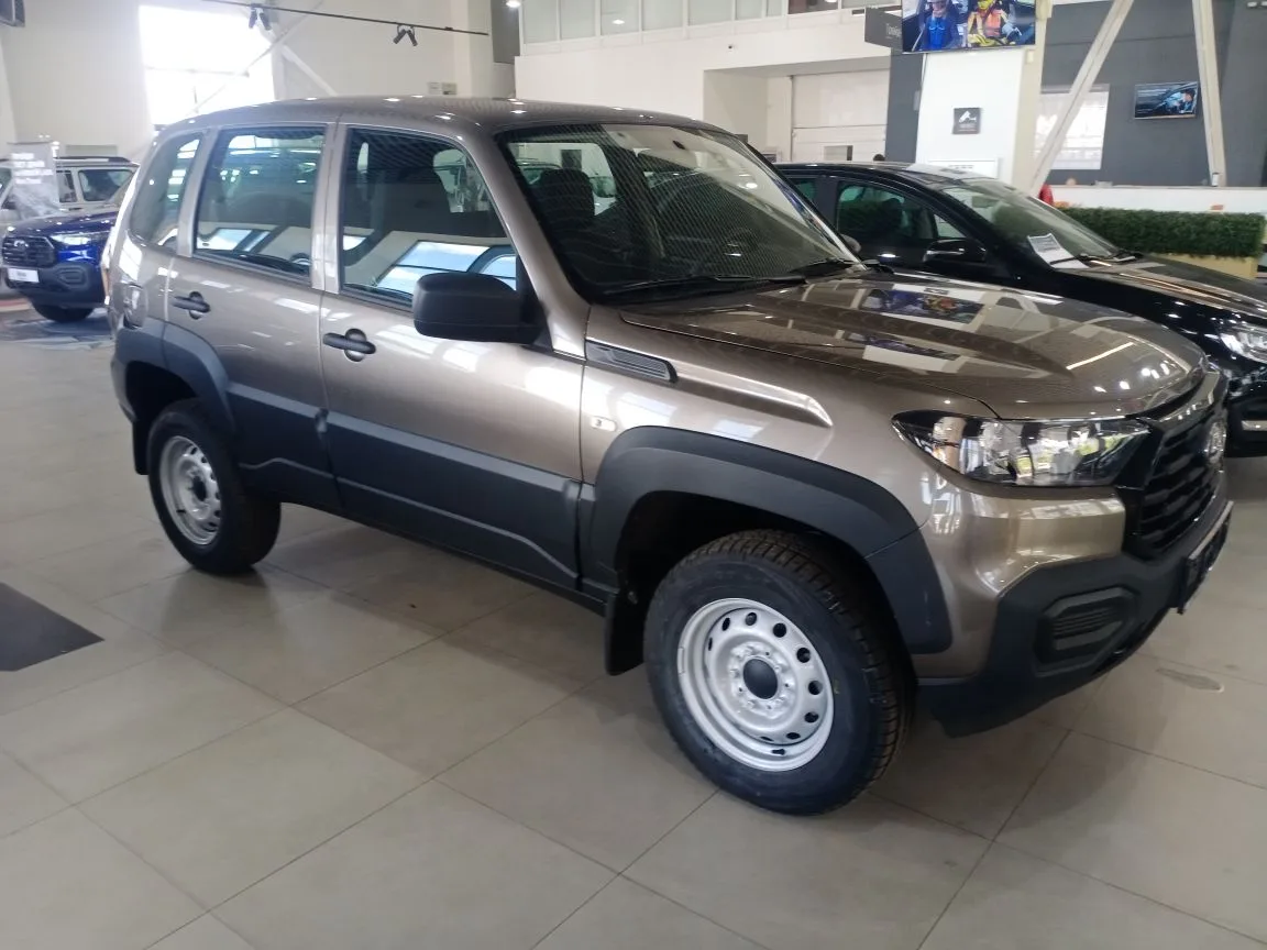 LADA NIVA TRAVEL 1.8 MT (90 л.с.) 4WD
