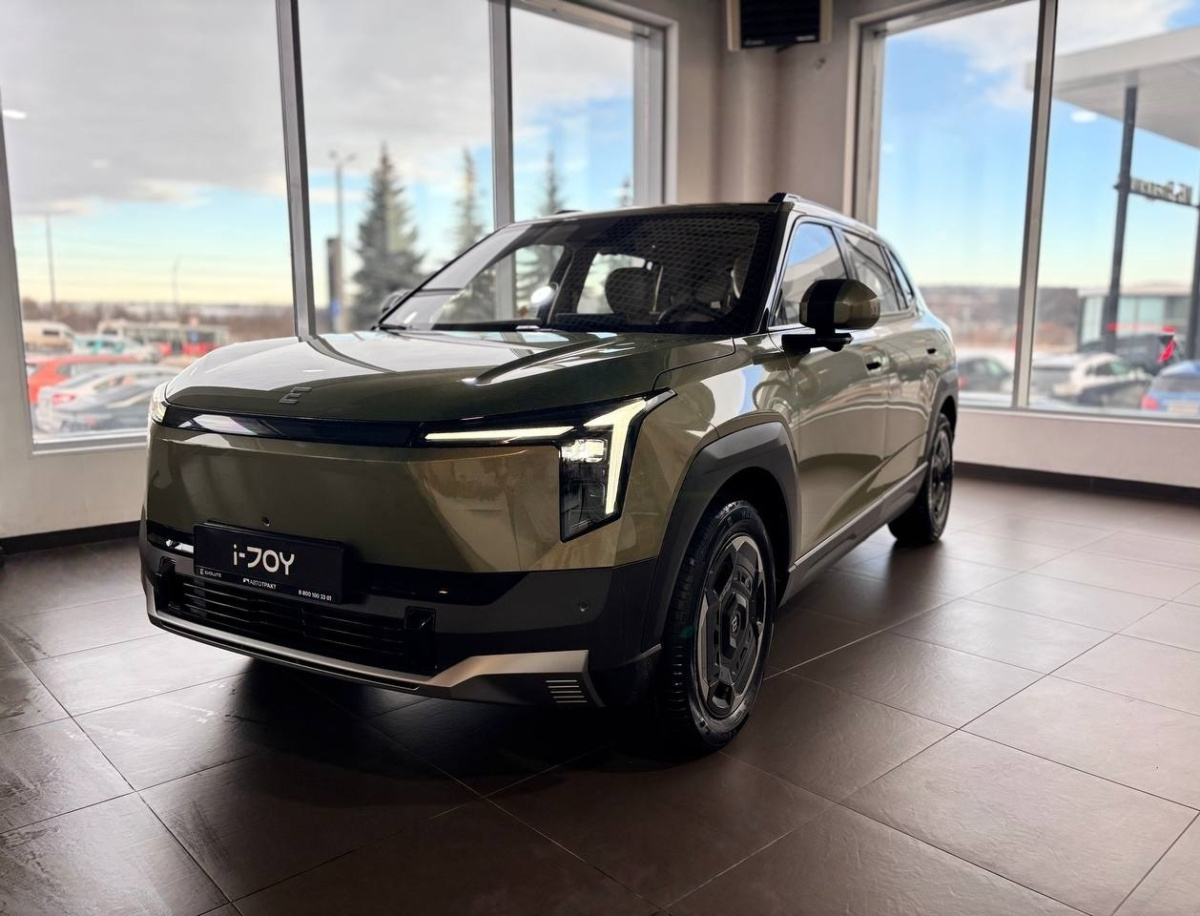 EVOLUTE I-SPACE 1.5hyb CVT (218 л.с.)