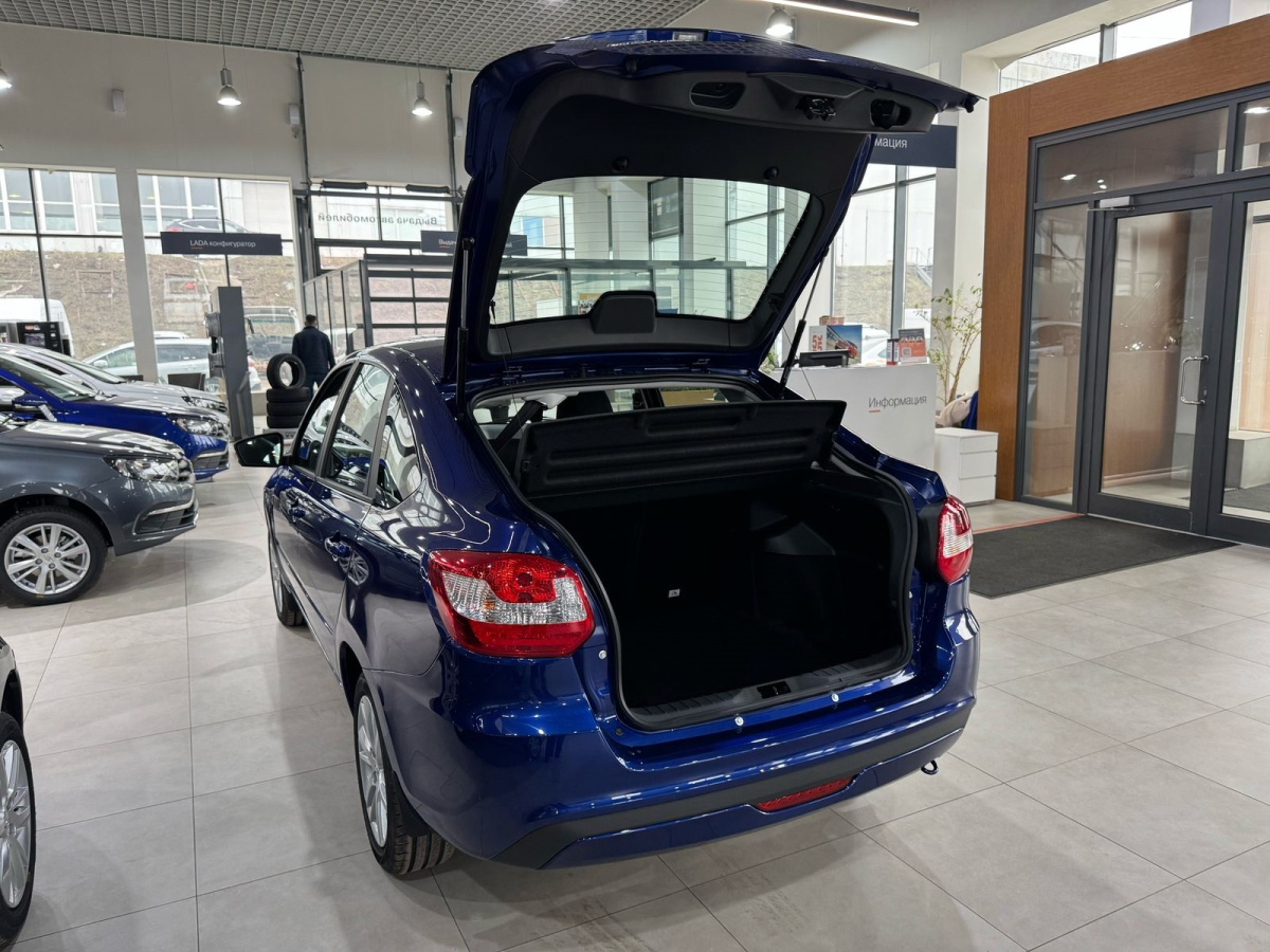 LADA GRANTA 1.6 MT (90 л.с.)