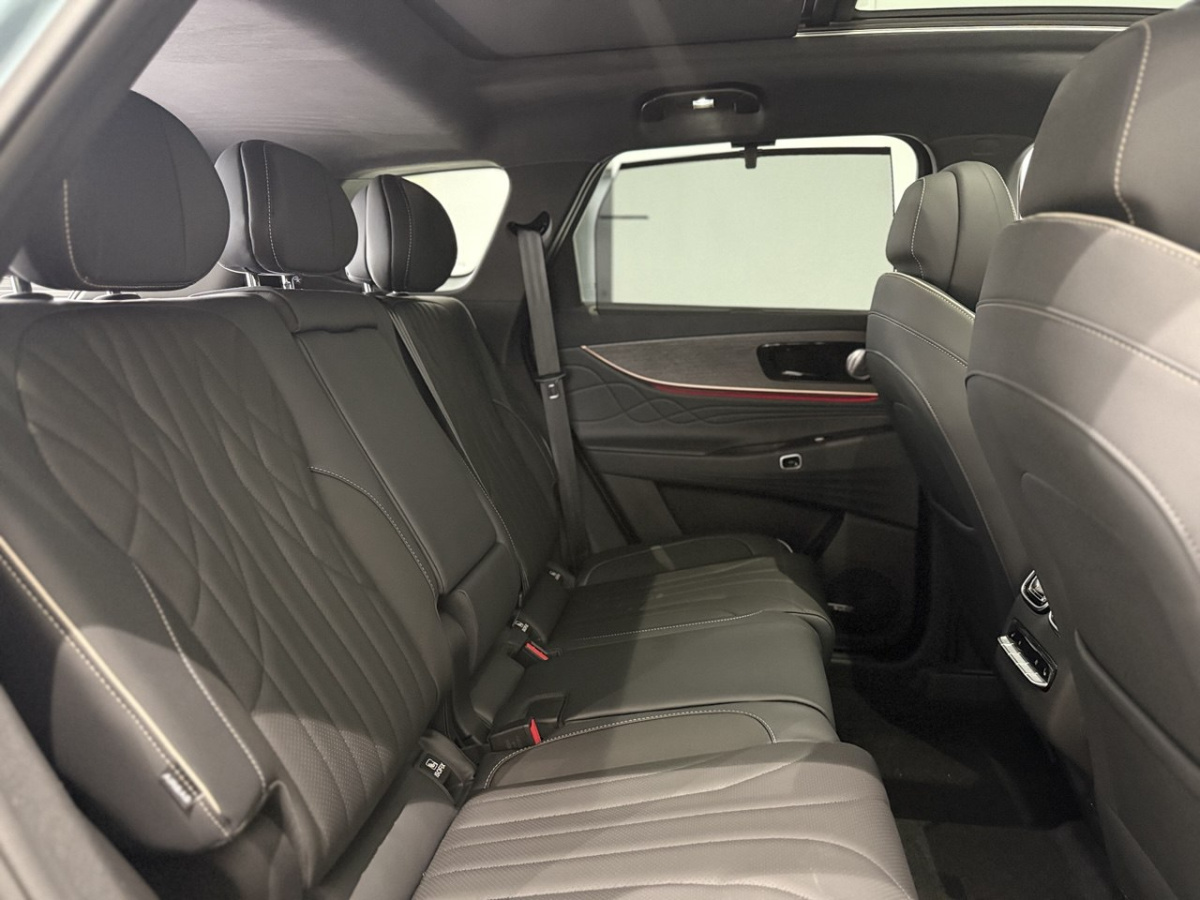 JAECOO J8 2.0 AMT (249 л.с.) 4WD