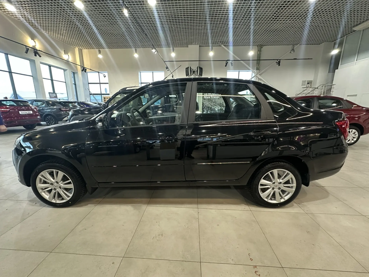 LADA GRANTA 1.6 MT (90 л.с.)
