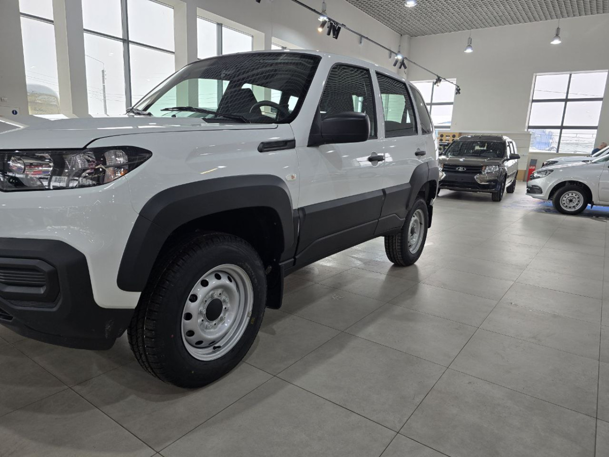 LADA NIVA TRAVEL 1.8 MT (90 л.с.) 4WD