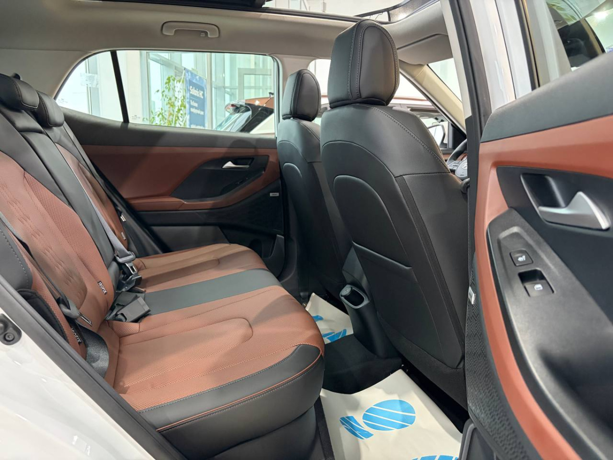 SOLARIS HC 2.0 AT (150 л.с.) 4WD