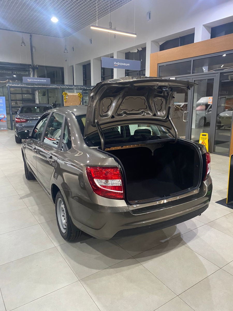 LADA GRANTA 1.6 MT (90 л.с.)