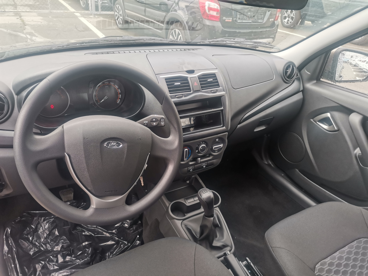 LADA GRANTA 1.6 MT (90 л.с.)
