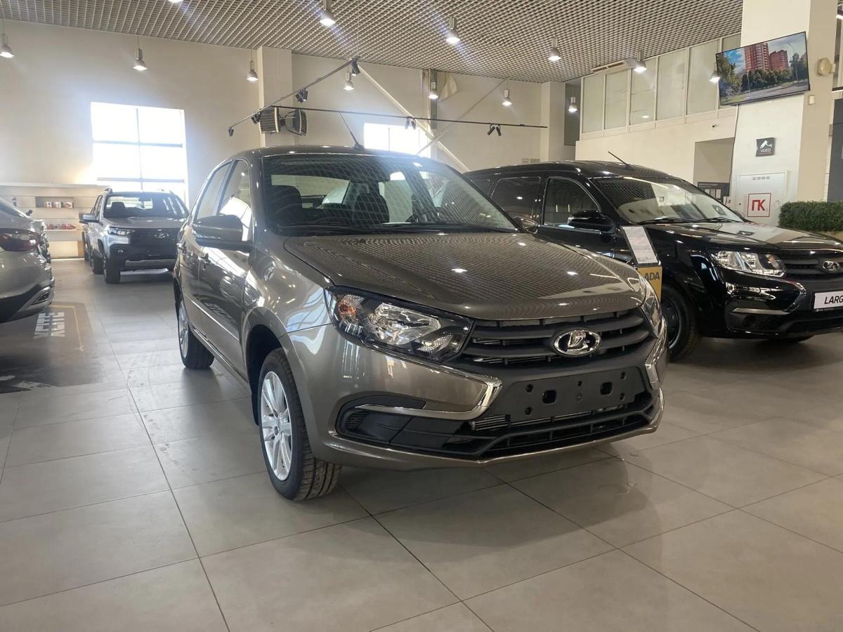 LADA GRANTA 1.6 MT (90 л.с.)