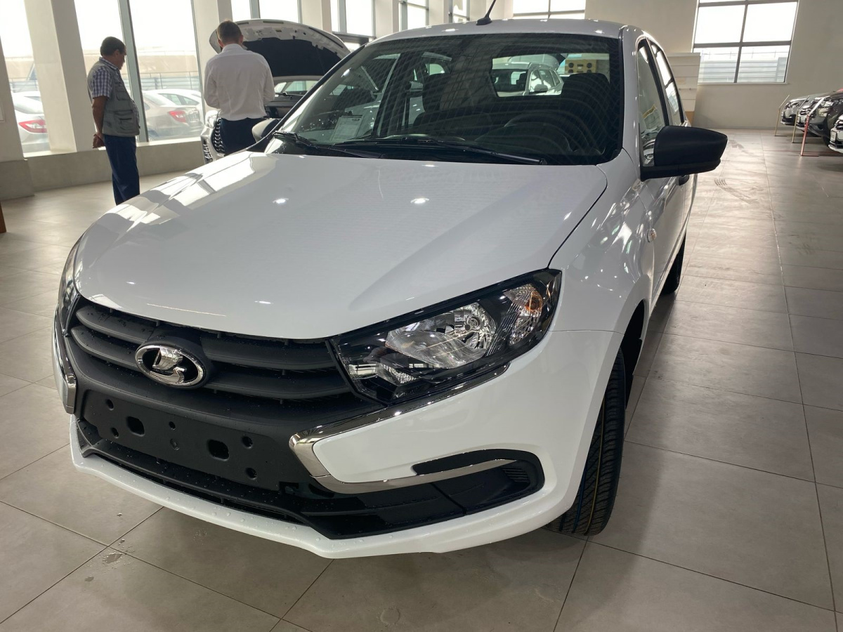 LADA GRANTA 1.6 MT (90 л.с.)