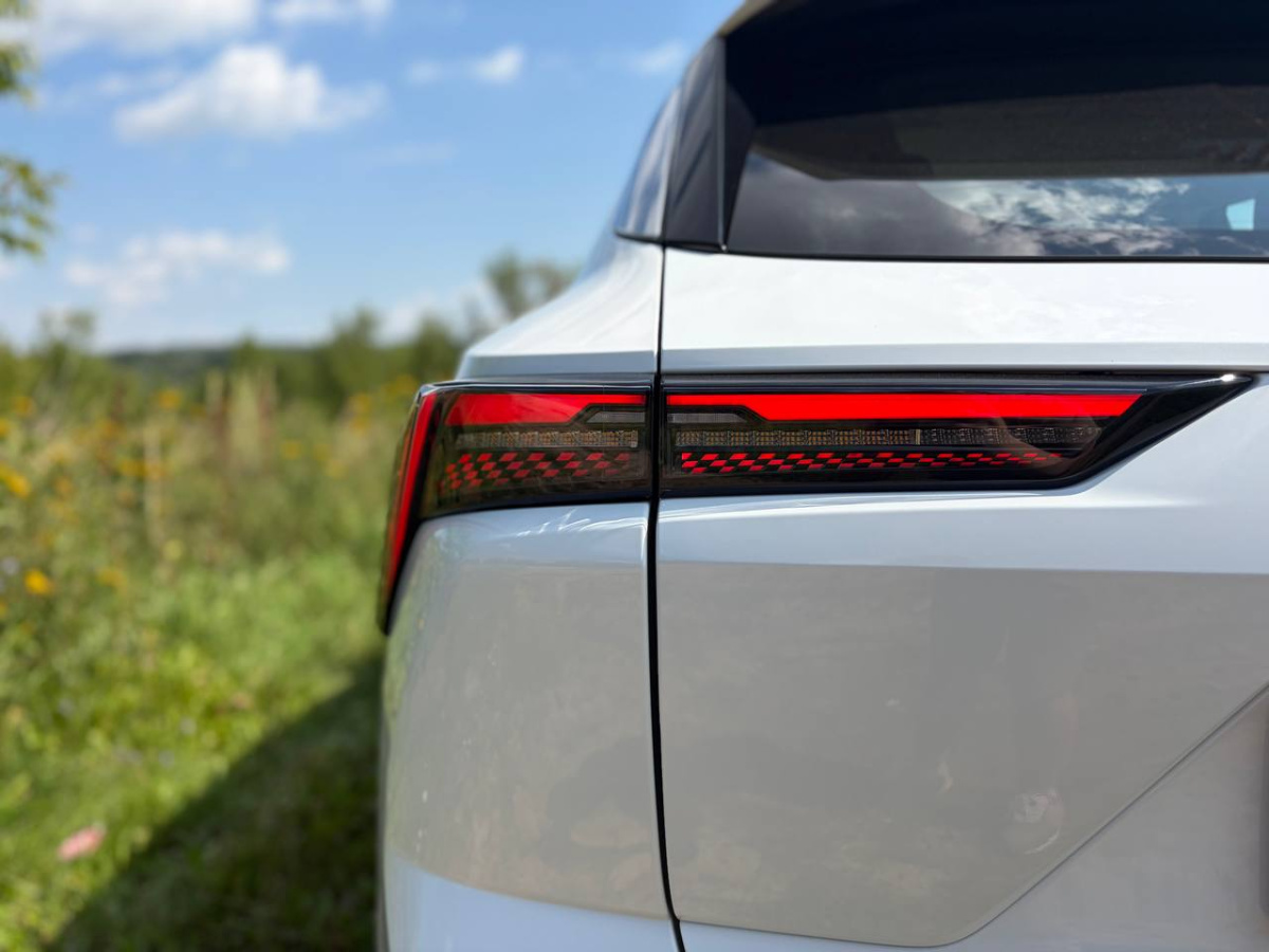 JETOUR DASHING 1.5 AMT (147 л.с.)