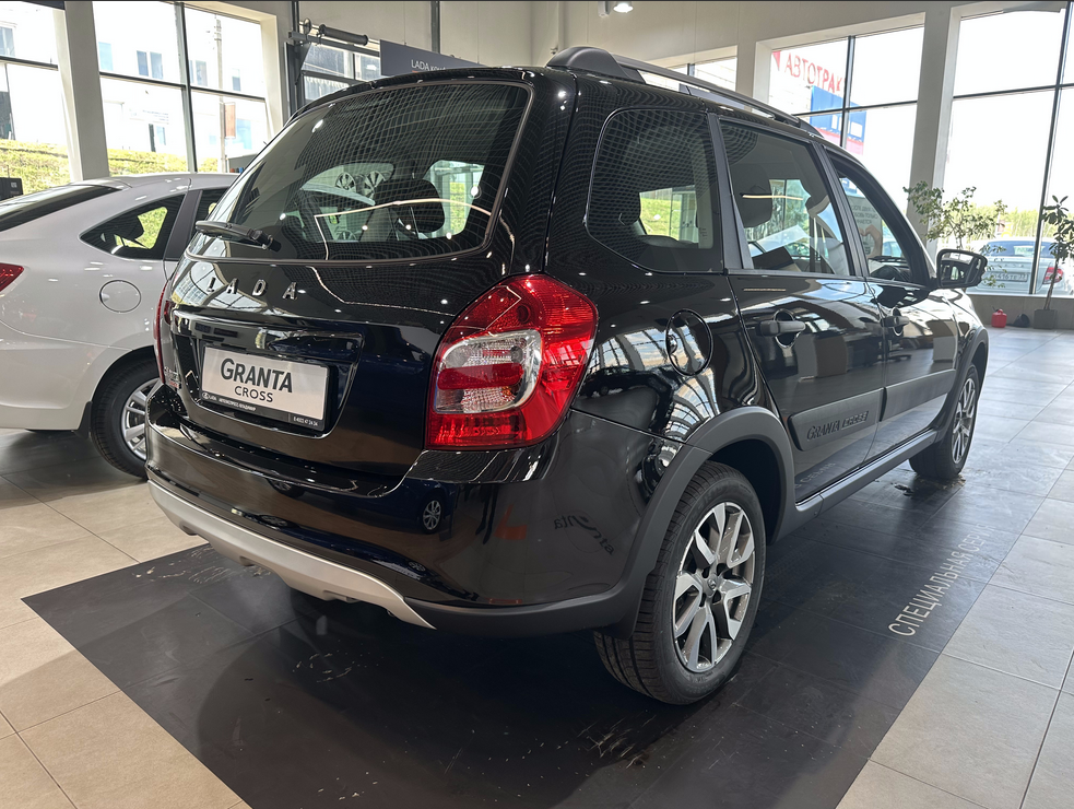 LADA GRANTA Cross 1.6 MT (90 л.с.)