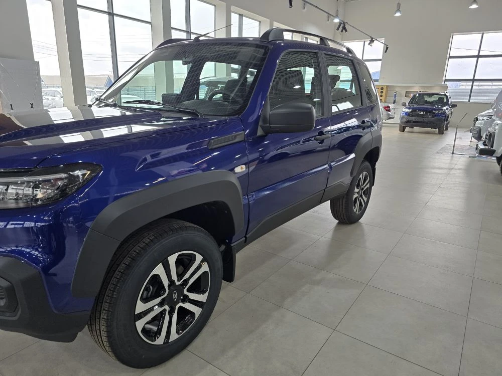 LADA NIVA TRAVEL 1.8 MT (90 л.с.) 4WD