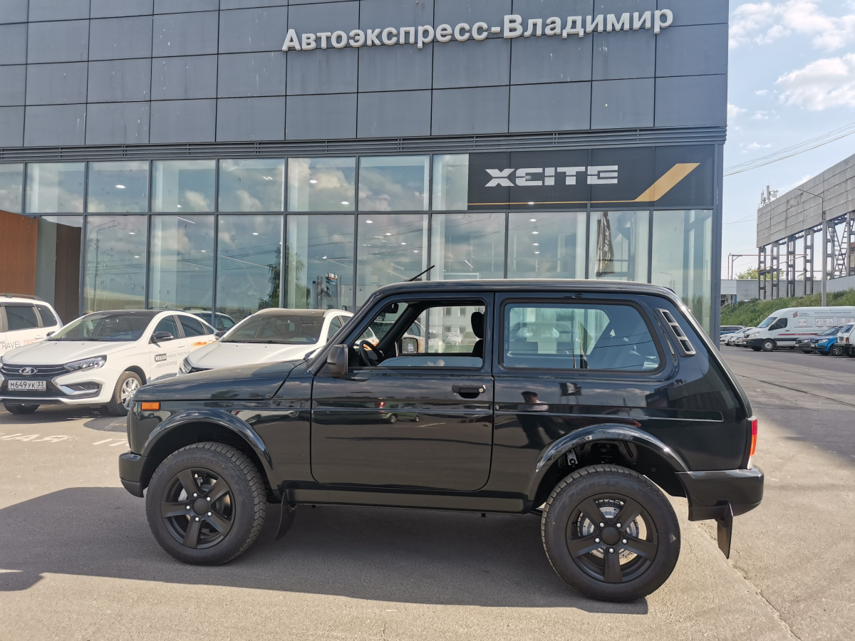 LADA NIVA LEGEND 1.7 MT (83 л.с.) 4WD