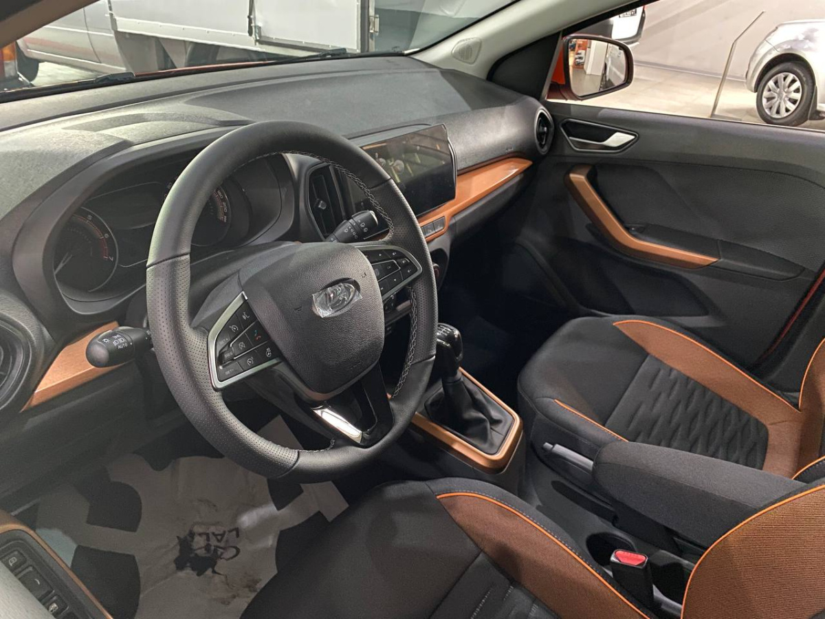 LADA ISKRA SW Cross 1.6 МТ (106 л.с.)