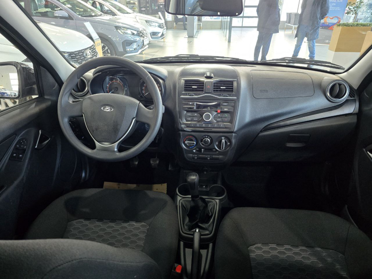 LADA GRANTA 1.6 MT (90 л.с.)