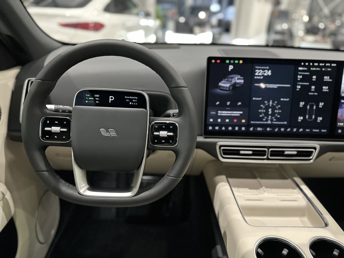 LIXIANG L7 52.3 kWh 1.5hyb AT (449 л.с.) 4WD