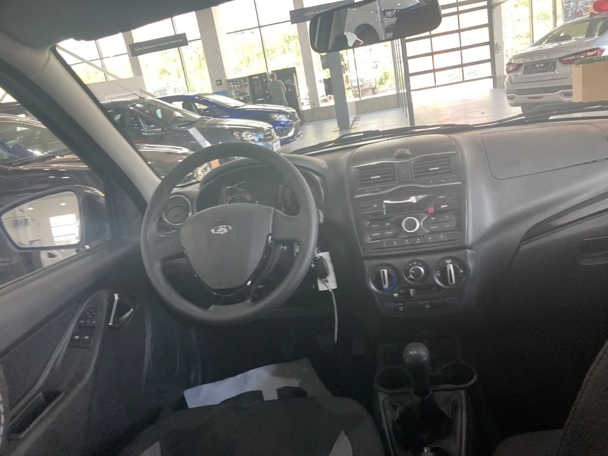 LADA GRANTA Active Cross 1.6 MT (90 л.с.)