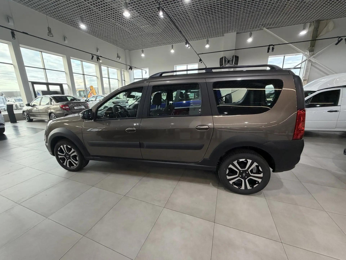 LADA LARGUS Cross 1.6 MT (106 л.с.)