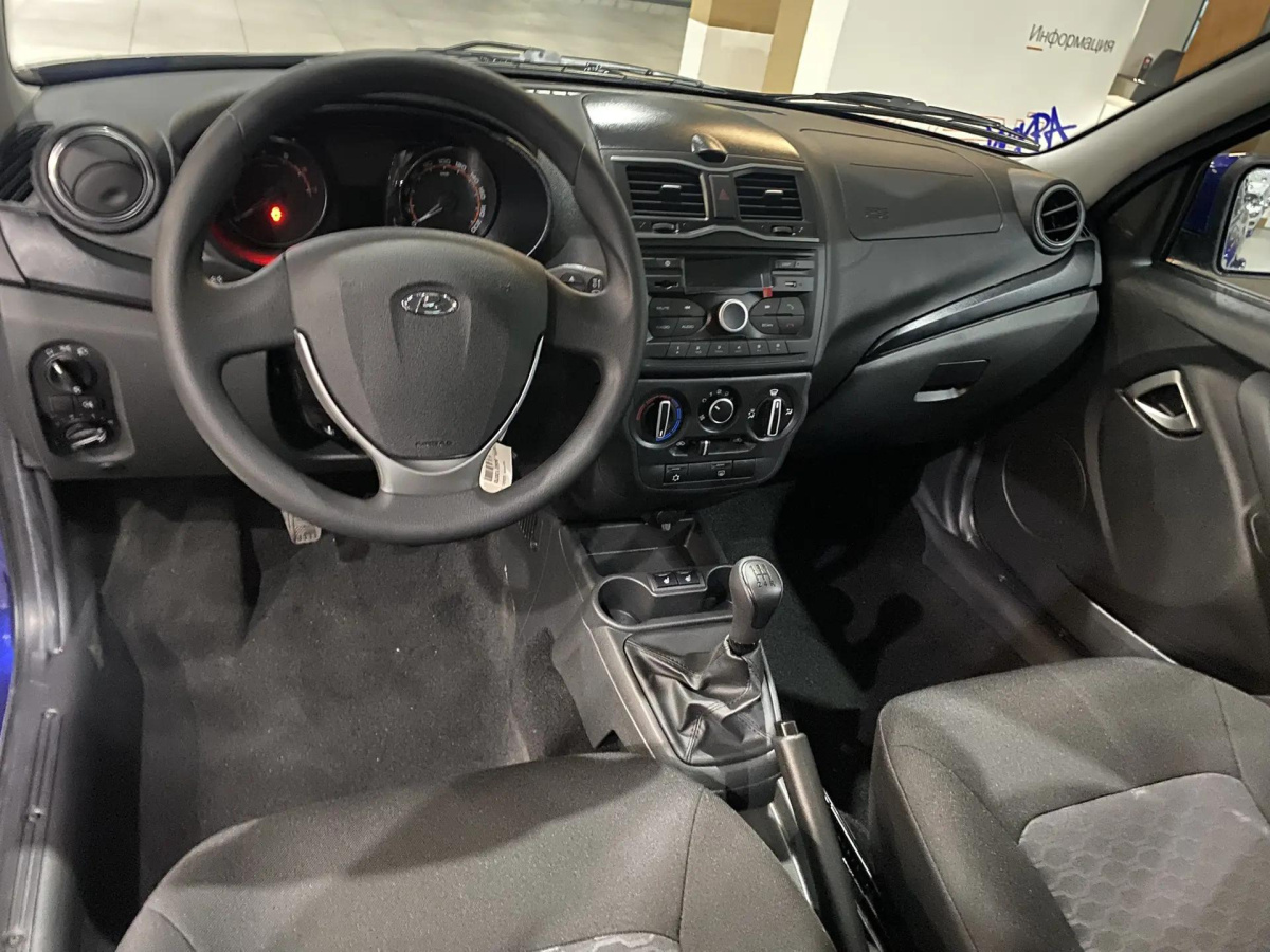 LADA GRANTA 1.6 MT (90 л.с.)