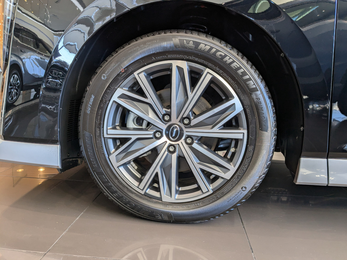 GAC M8 2.0 AT (231 л.с.)