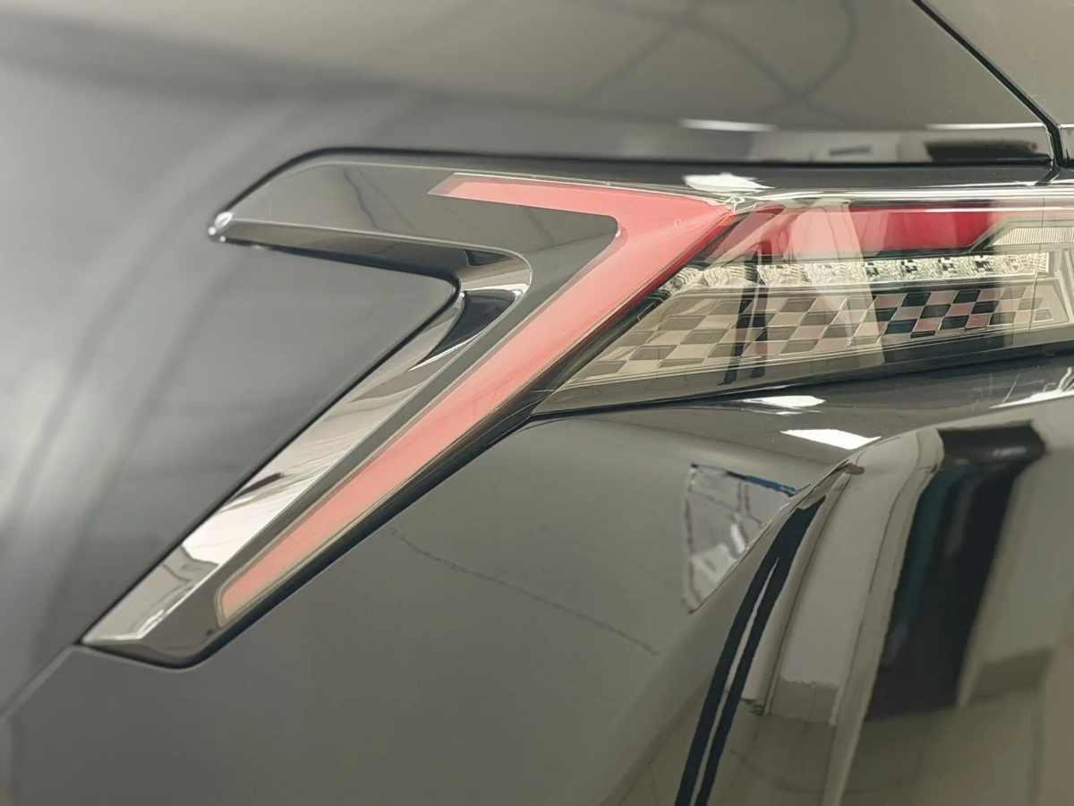 JETOUR DASHING 1.5 AMT (147 л.с.)