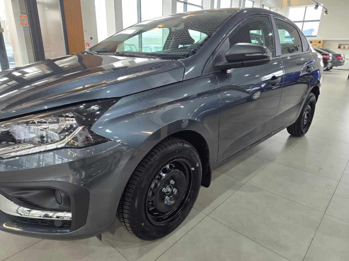 LADA ISKRA 1.6 МT (90 л.с.)