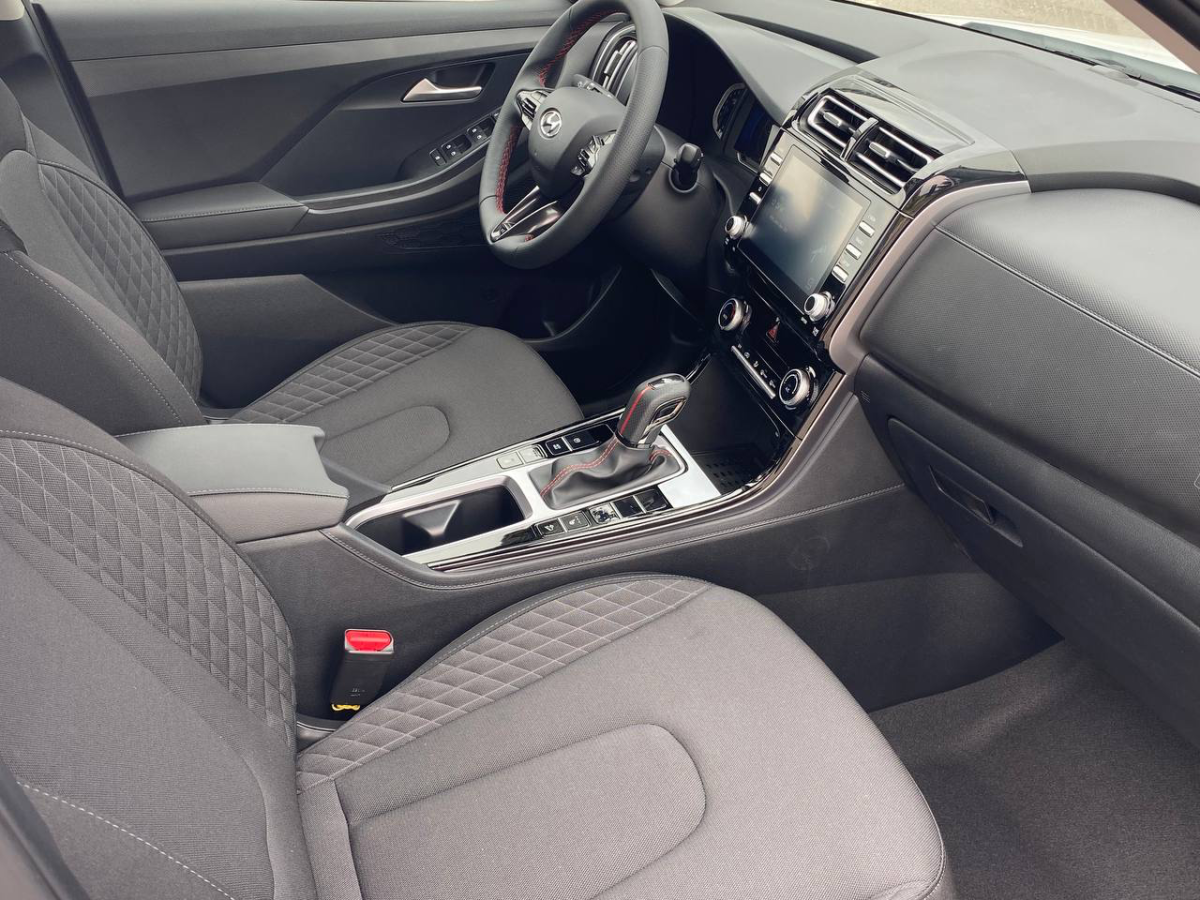 SOLARIS HC 1.6 AT (123 л.с.)