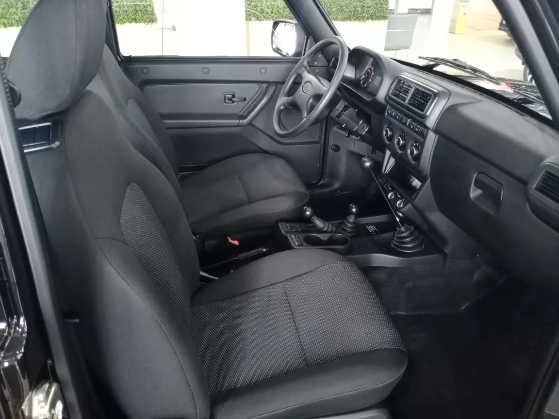 LADA NIVA LEGEND 1.7 MT (83 л.с.) 4WD