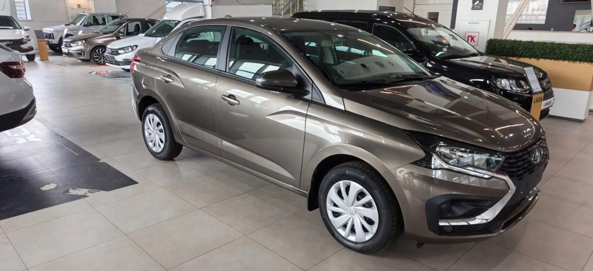 LADA ISKRA 1.6 CVT (106 л.с.)