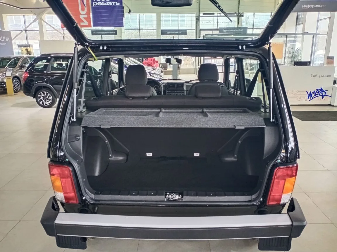 LADA NIVA LEGEND 1.7 MT (83 л.с.) 4WD