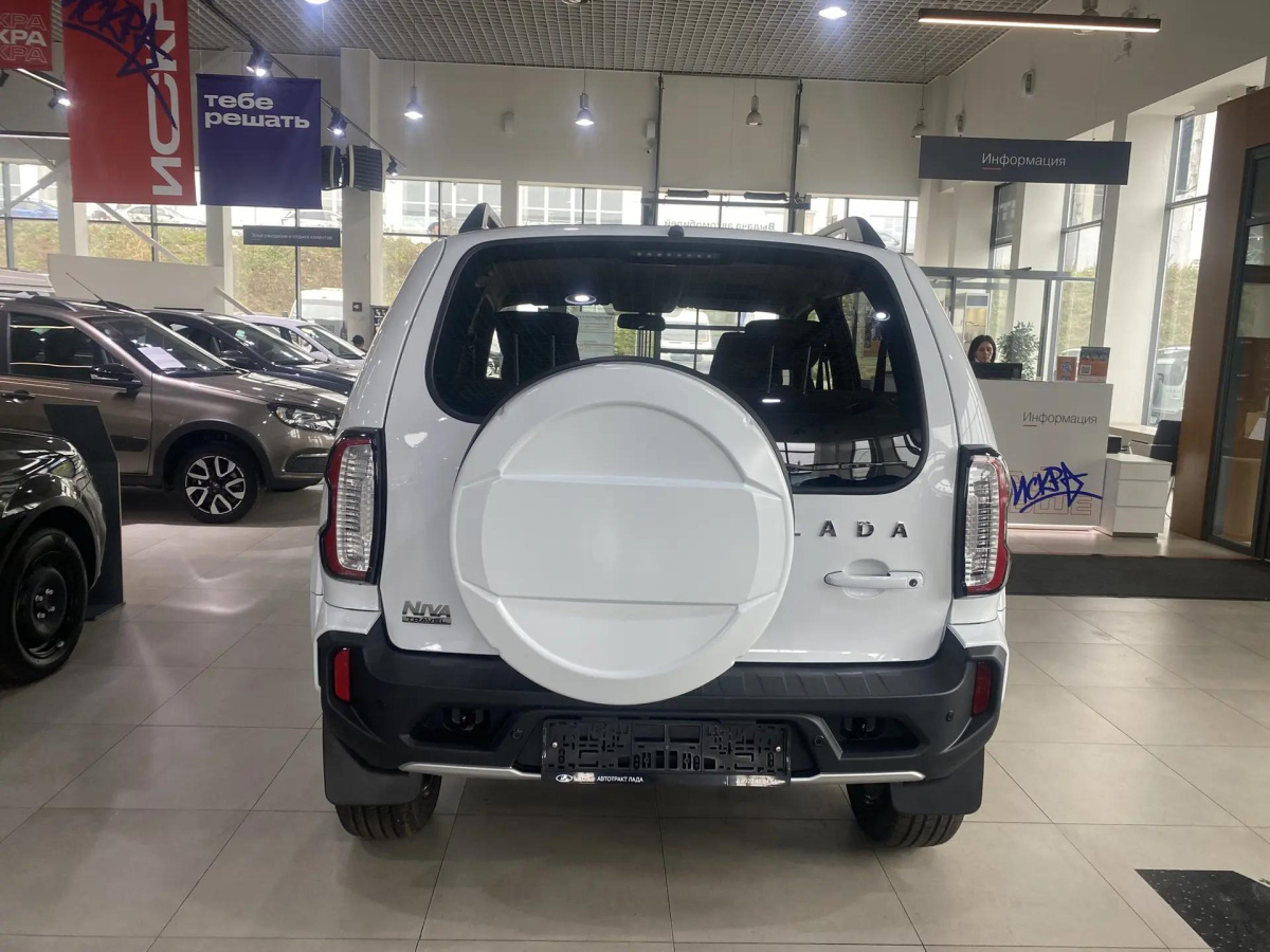 LADA NIVA TRAVEL 1.8 MT (90 л.с.) 4WD