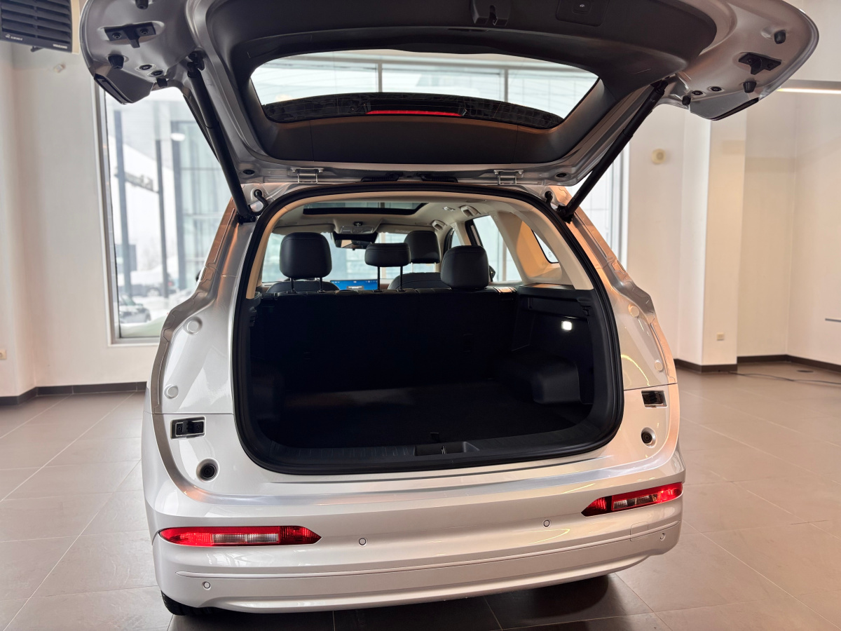 EVOLUTE I-SPACE 1.5hyb CVT (367 л.с.) 4WD