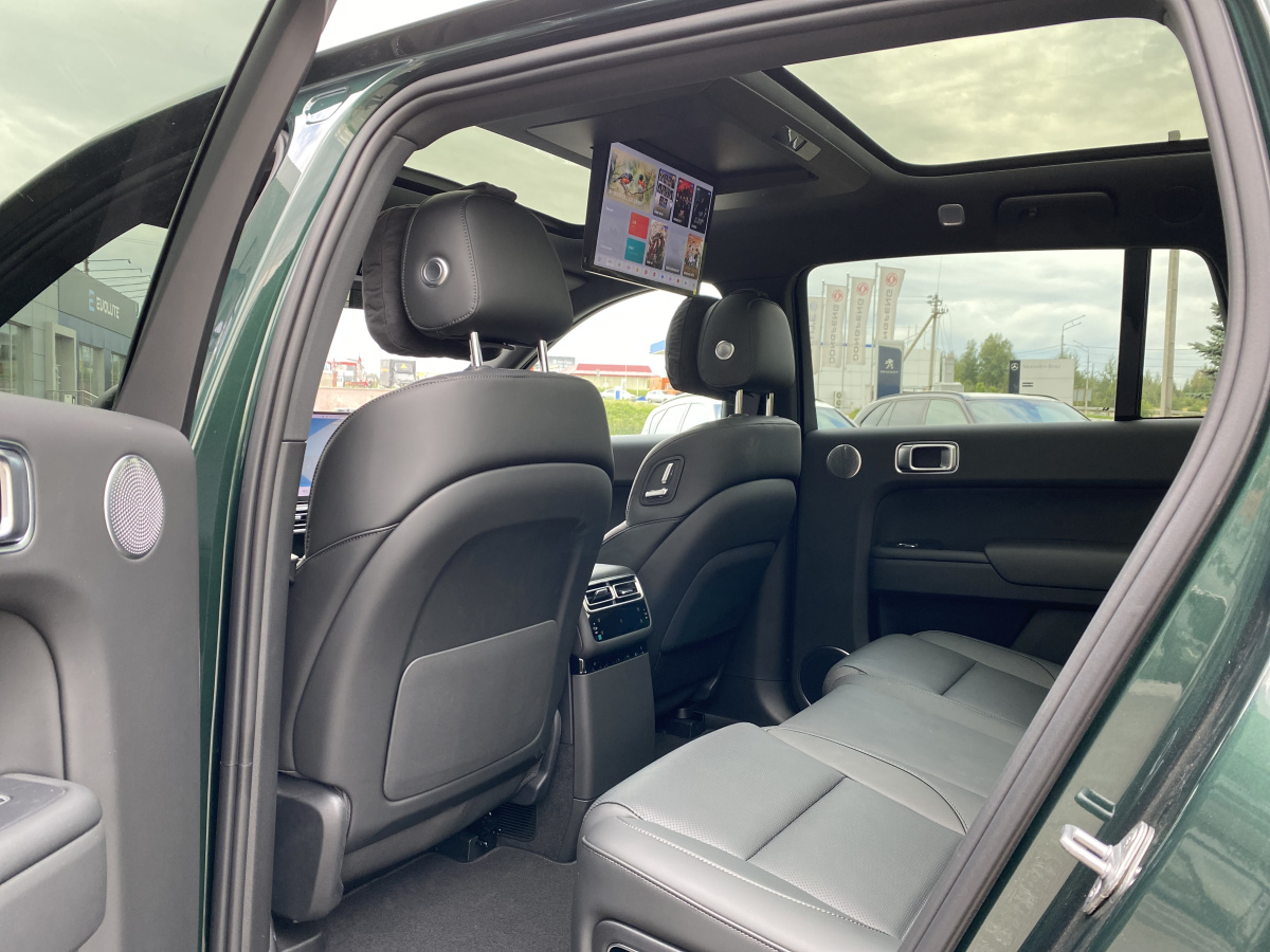 LIXIANG L7 52.3 kWh 1.5hyb AT (449 л.с.) 4WD