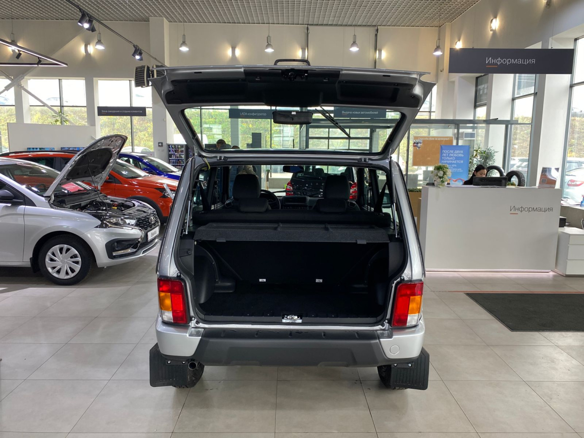 LADA NIVA LEGEND 1,8 (90 л.с) 4WD