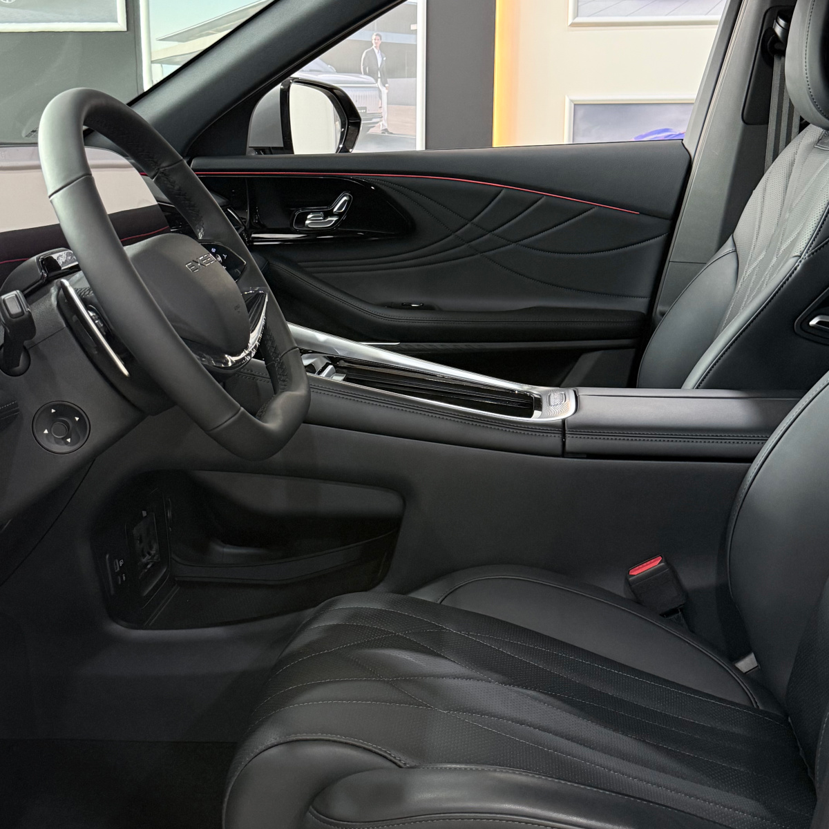 EXEED RX 2.0 AMT (197 л.с.) 4WD