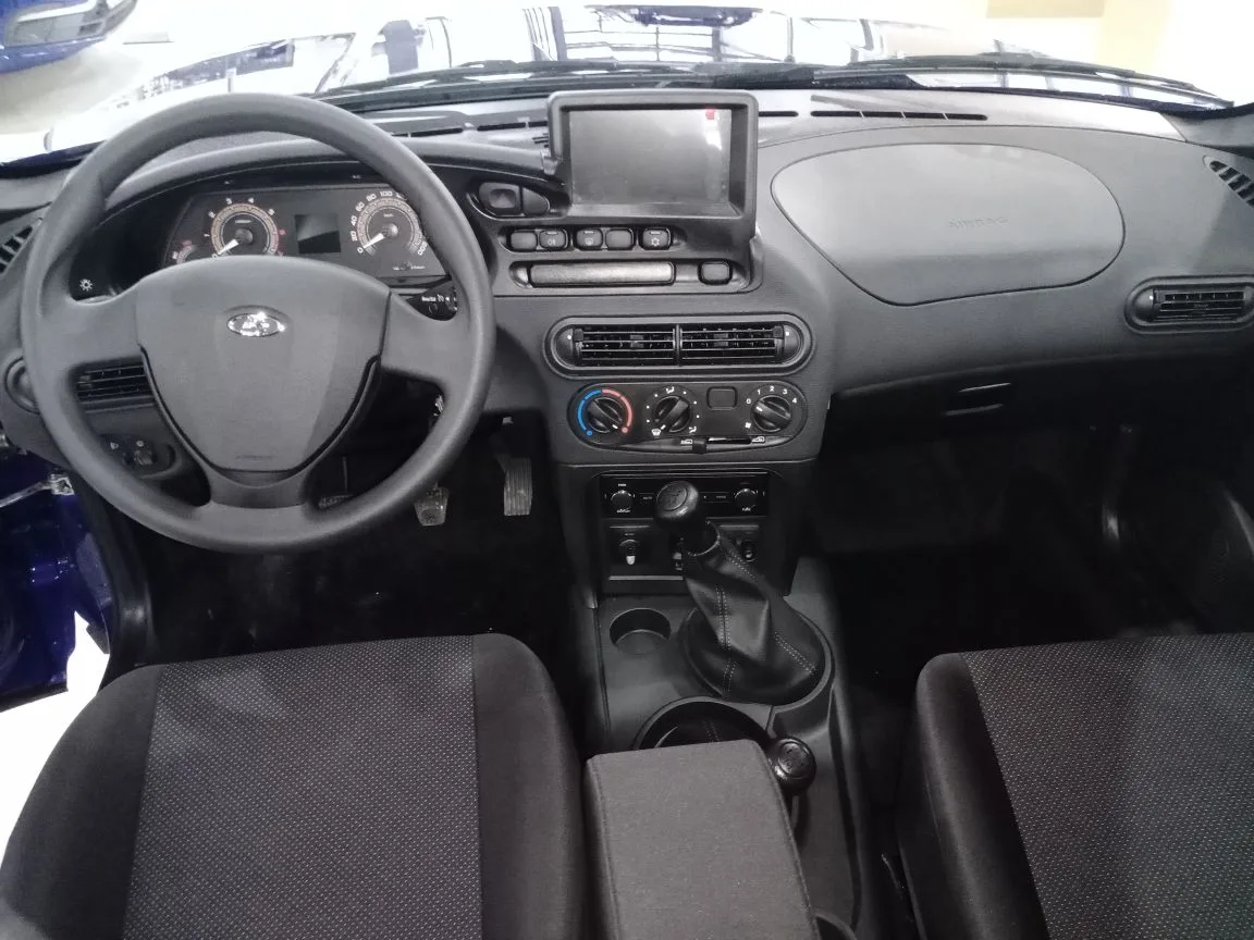 LADA NIVA TRAVEL 1.8 MT (90 л.с.) 4WD