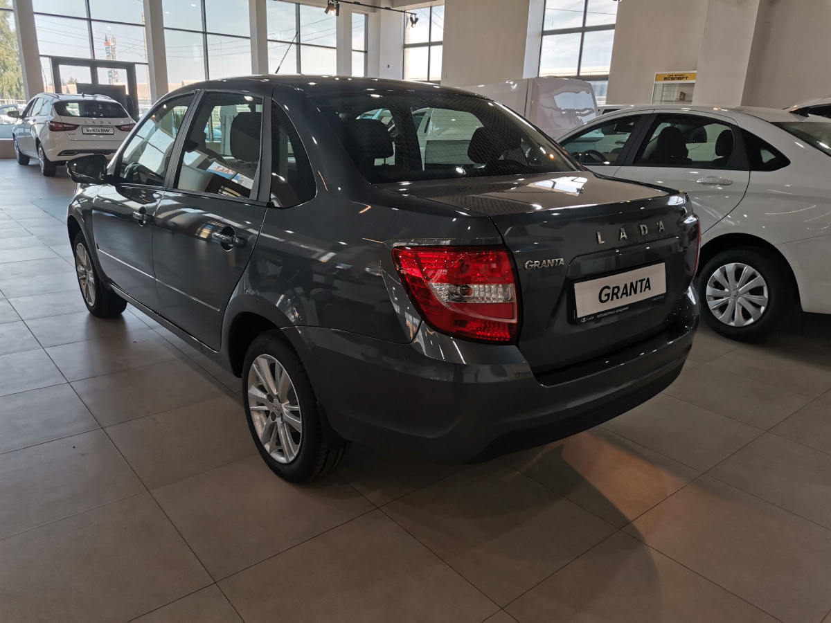LADA GRANTA 1.6 MT (90 л.с.)