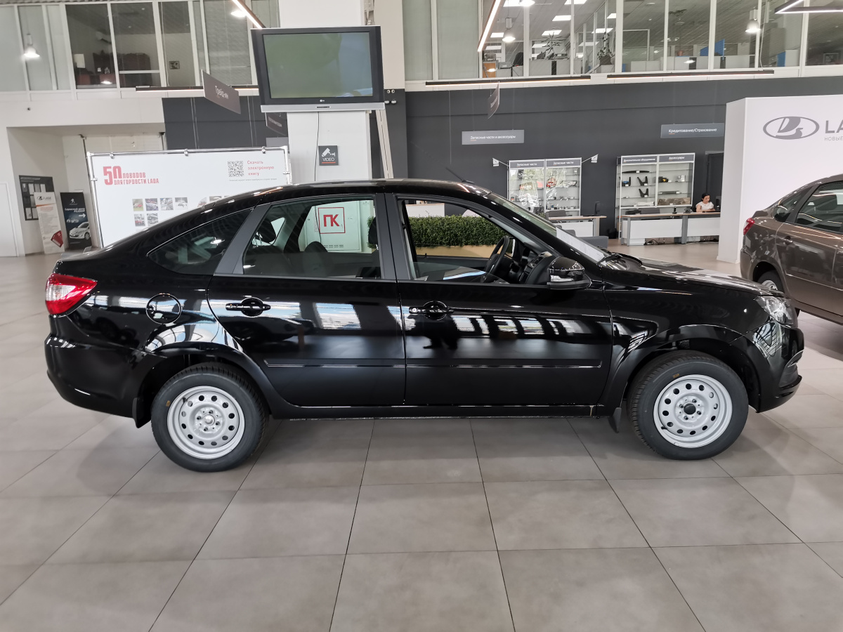 LADA GRANTA 1.6 MT (90 л.с.)
