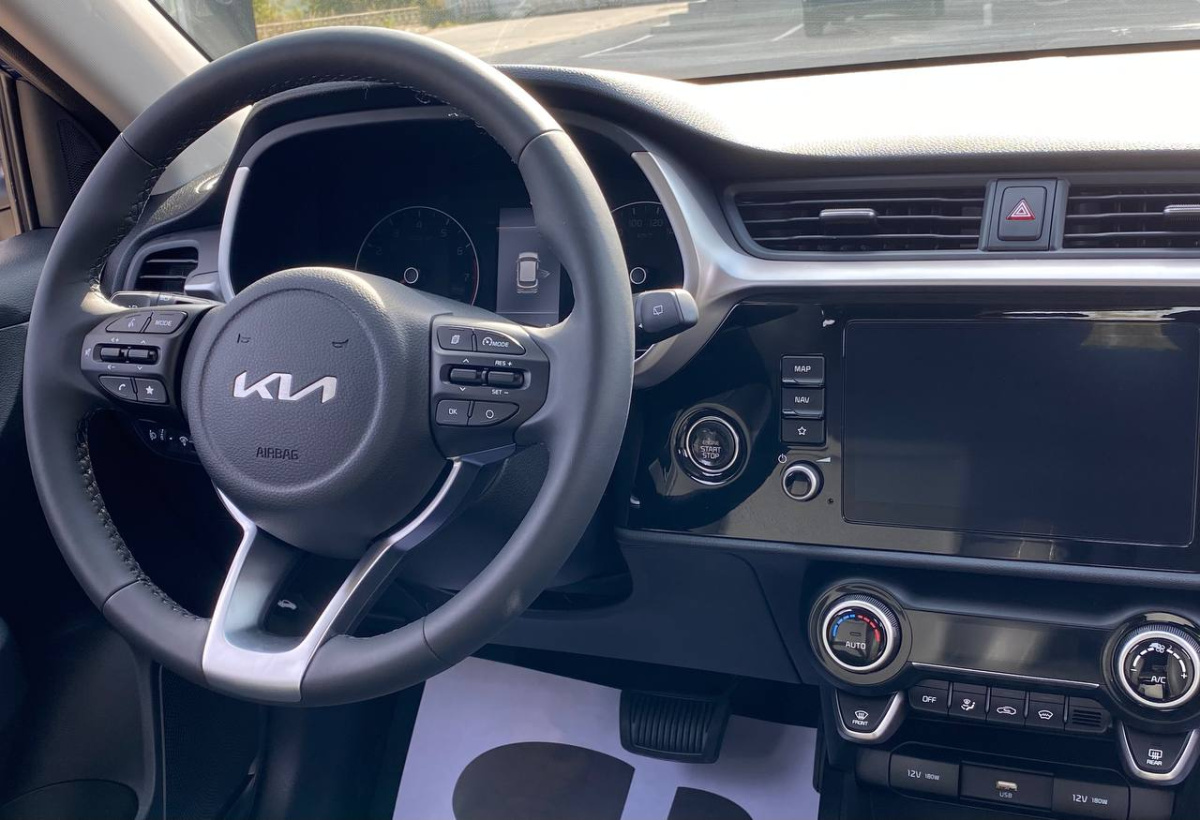 SOLARIS KRX 1.6 AT (123 л.с.)