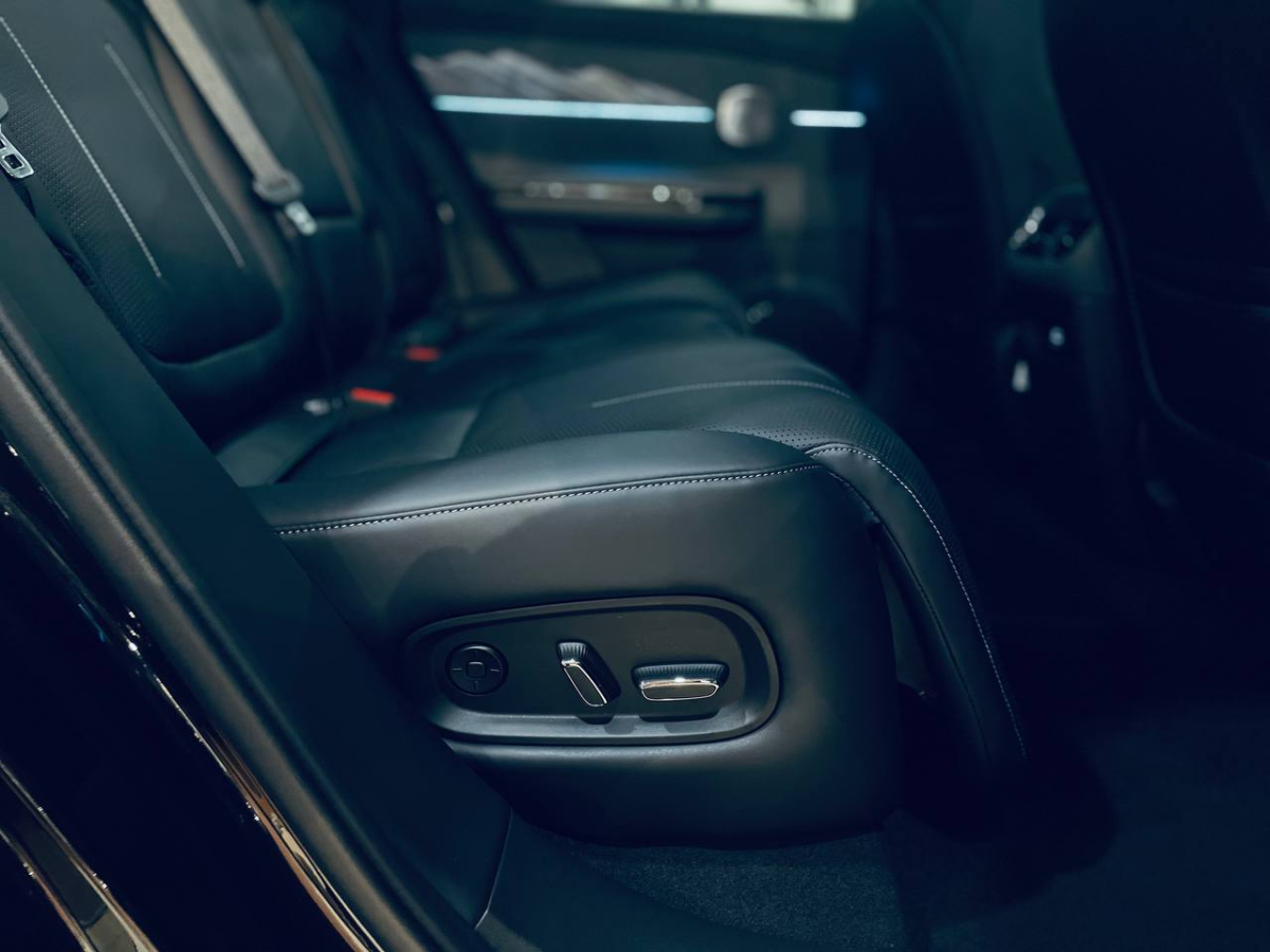 GAC S7 1.5hyb AT (340 л.с.) 4WD