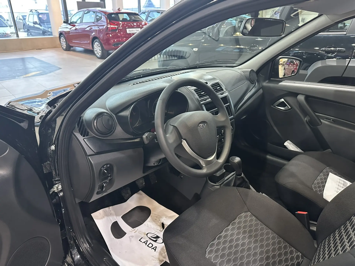 LADA GRANTA 1.6 MT (90 л.с.)