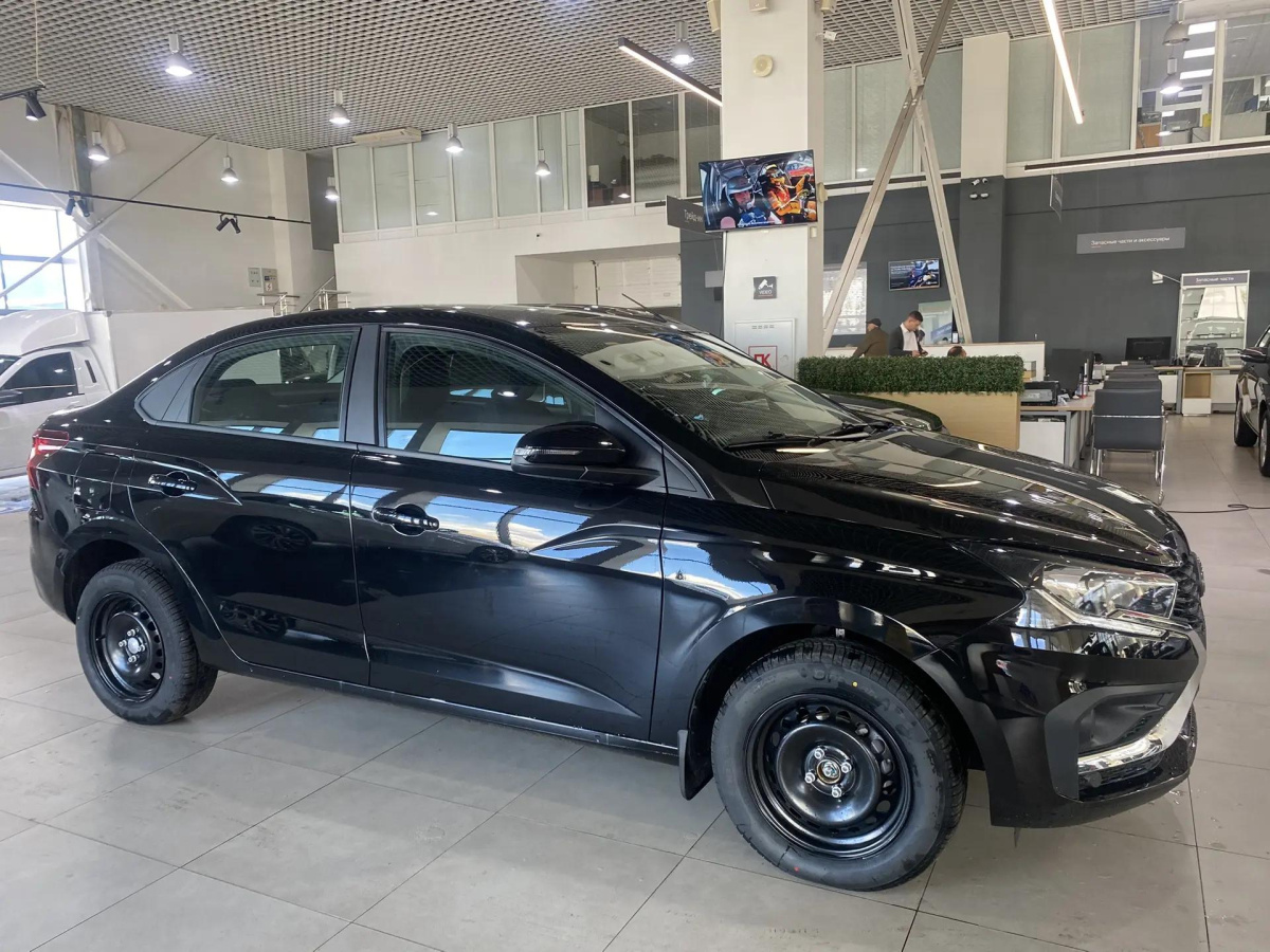 LADA ISKRA 1.6 CVT (106 л.с.)